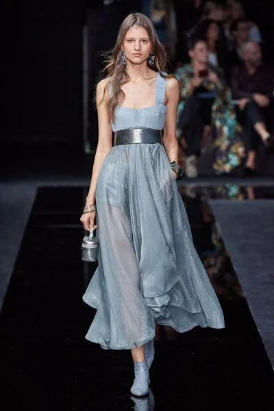 Look 44